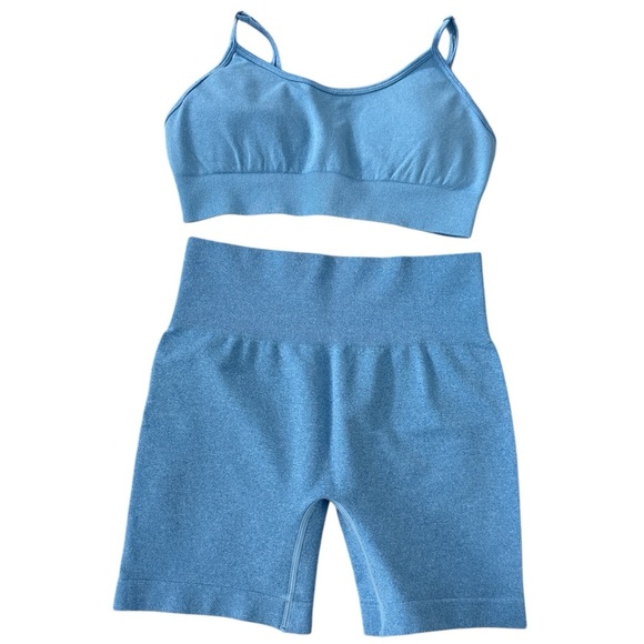 2 piece workout - Picture 1 of 7